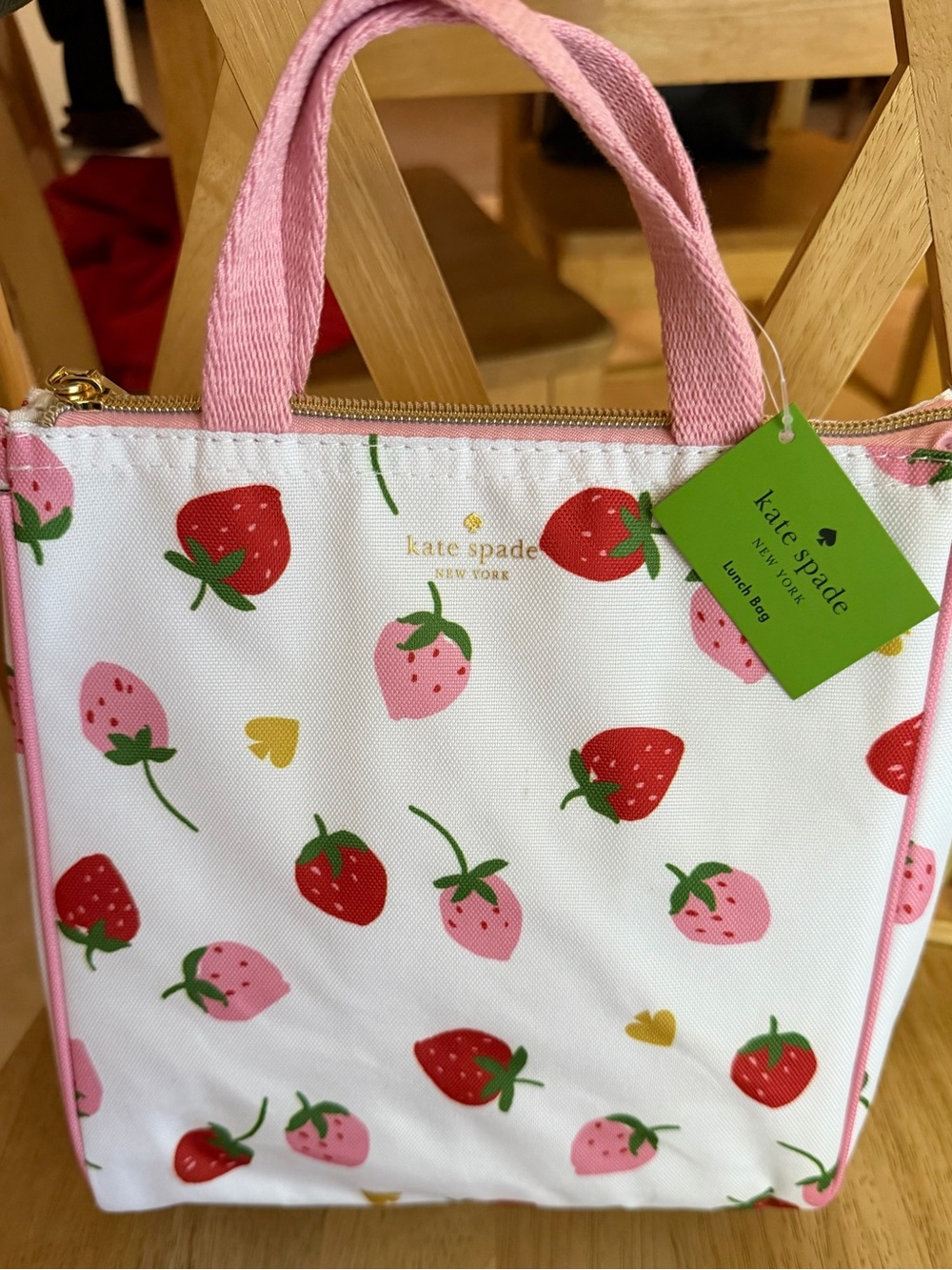 Kate Spade ♠️ NY Lunch Bag Strawberry print